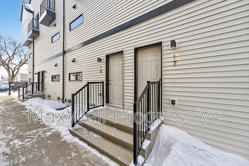 Building Photo - 13516 115th Ave NW #22