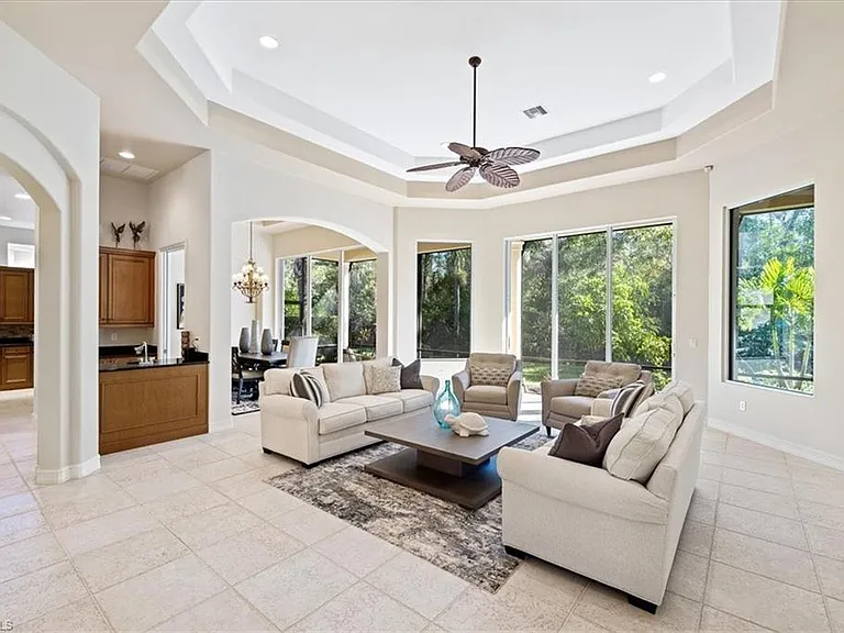 9094 Sahalee Ct — Photo 11