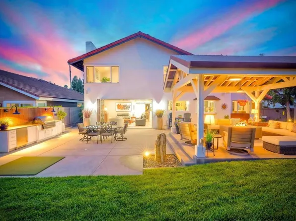 1109 Countrywood Ln, Vista, CA 92081