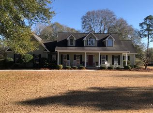687 Mallard Point Dr, Douglas, GA 31535