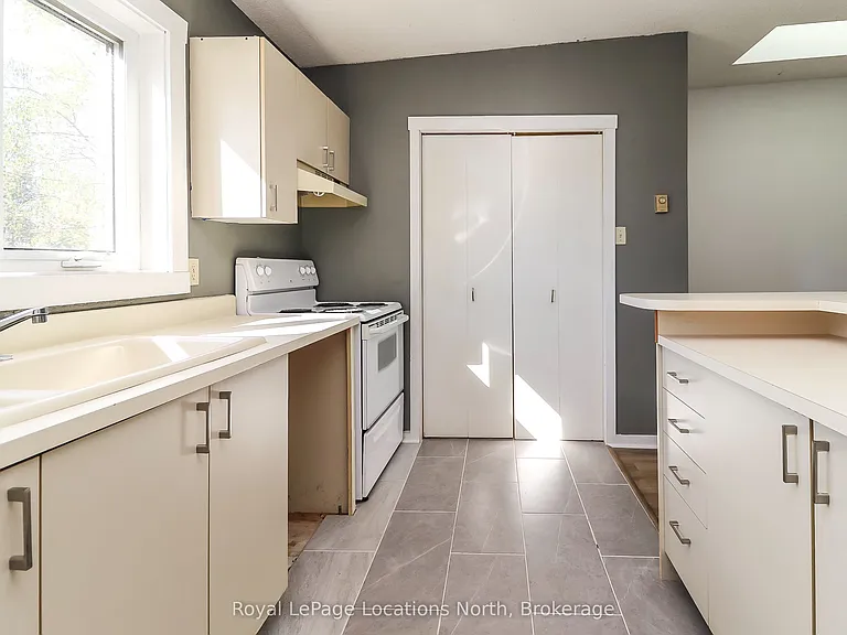 22 Dawson Dr #534 — Photo 18