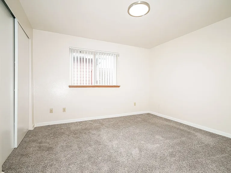 5709 Highway Pl — Photo 9