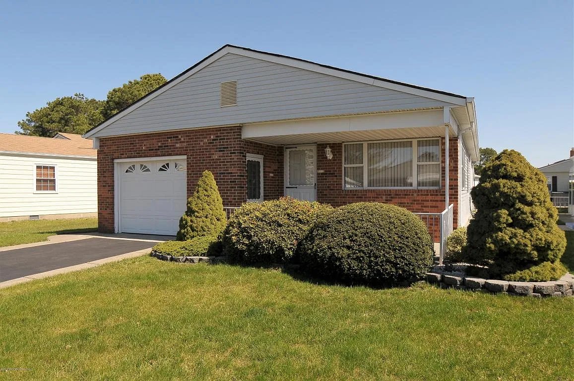 4 Panama Ct photo 1