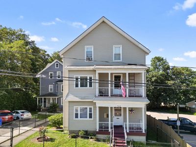 709 Maple St, Fall River, MA, 02720