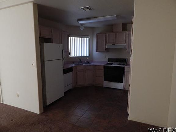 4th image of 2291 E Oleander Dr