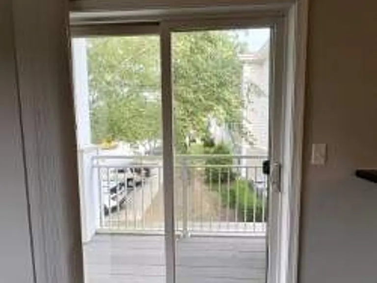 5300 Warminster Dr #205 — Photo 9