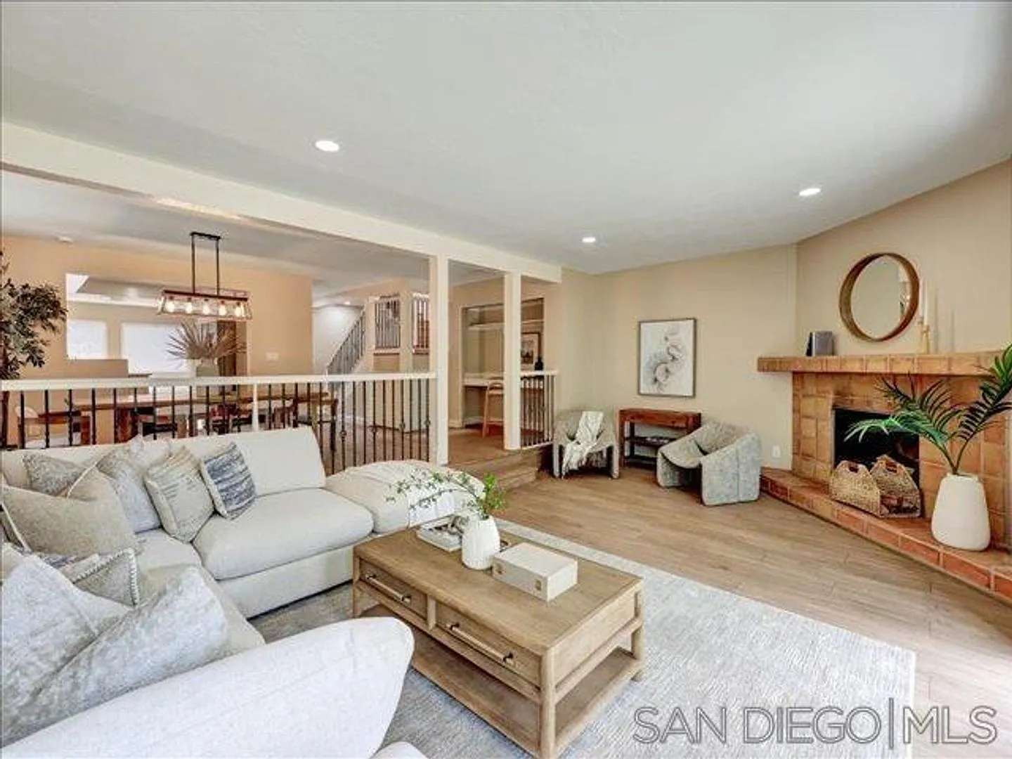 Two bedroom 3 bath Twinhome for rent in Encinitas — Photo 3