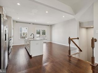 251 Compass Dr, Lansdale, PA 19446