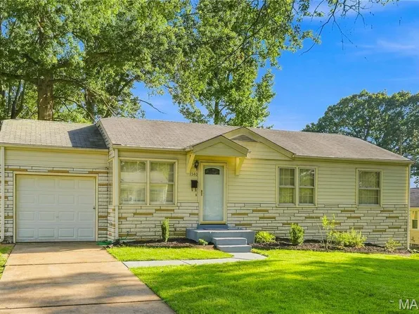 1540 Fathom Dr, Saint Louis, MO 63137
