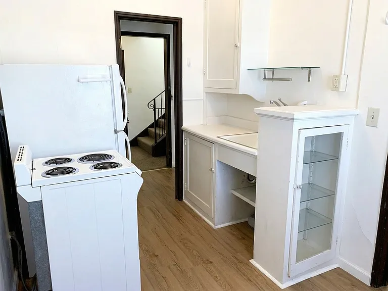 2501 Hearst Ave #204 — Photo 5