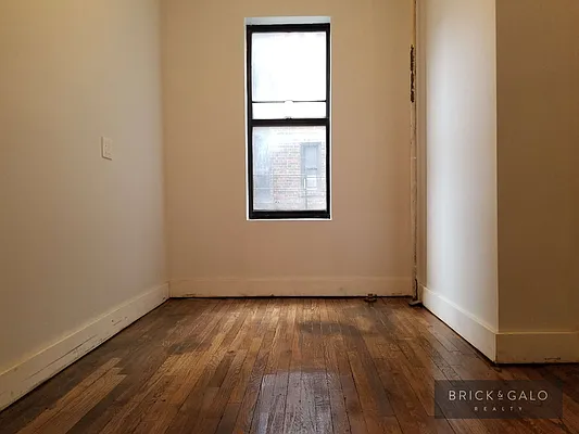 Rented by BRICK & GALO REALTY CORP | media 17
