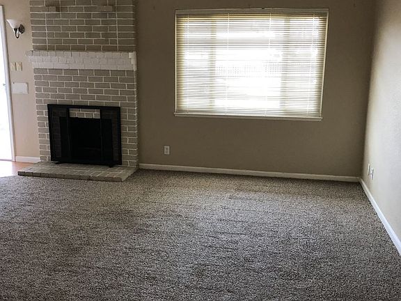 3rd image of 524 N Fairmont Ave