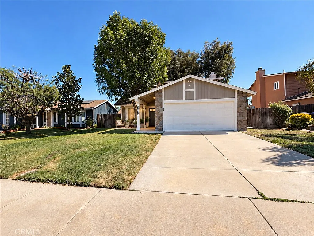 3 bed, 1546 sqft, $2,950 — Photo 1
