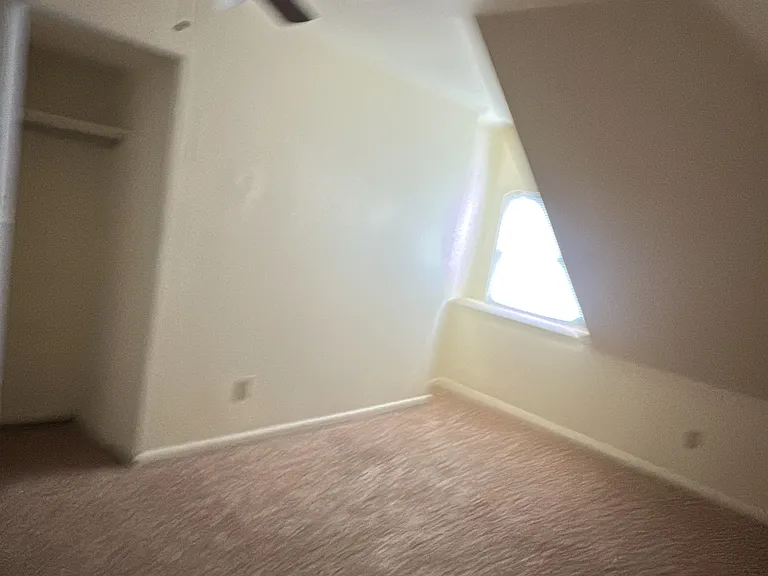 3213 Vine St #5 — Photo 6