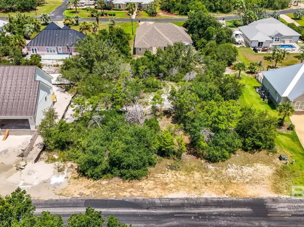 31279 Oak Dr, Orange Beach, AL 36561