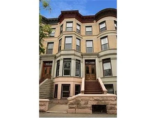 Sold by Douglas Elliman | media 17