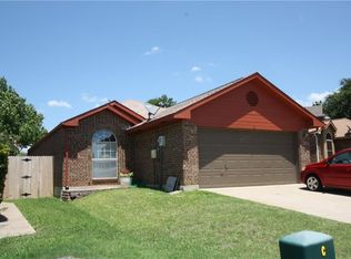 913 Plantation Dr, Lewisville, TX 75067