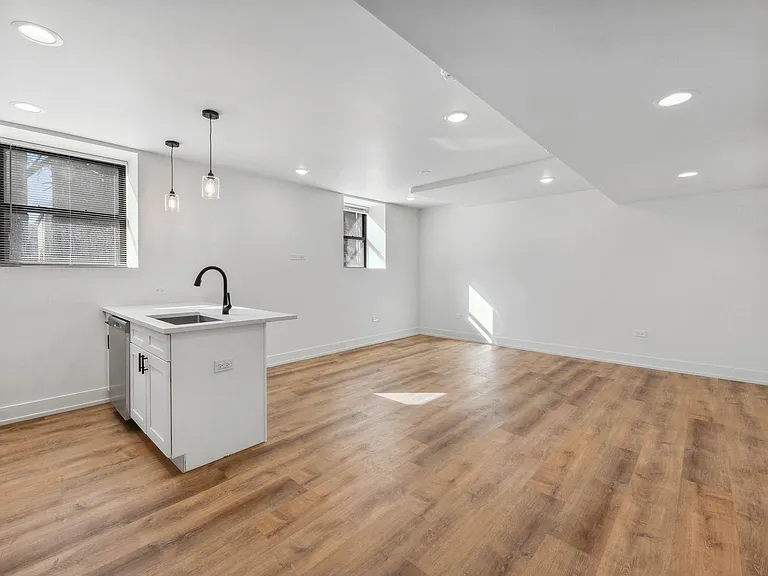 2219 N Hamilton Ave #1 — Photo 5