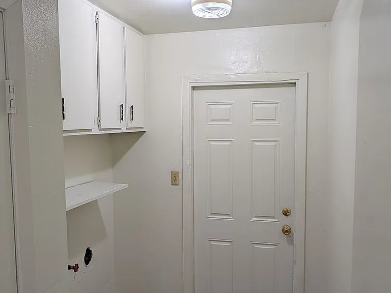 705 & 707 Allen St — Photo 16
