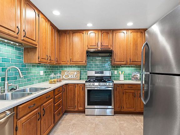2nd image of 765 Los Padres Blvd