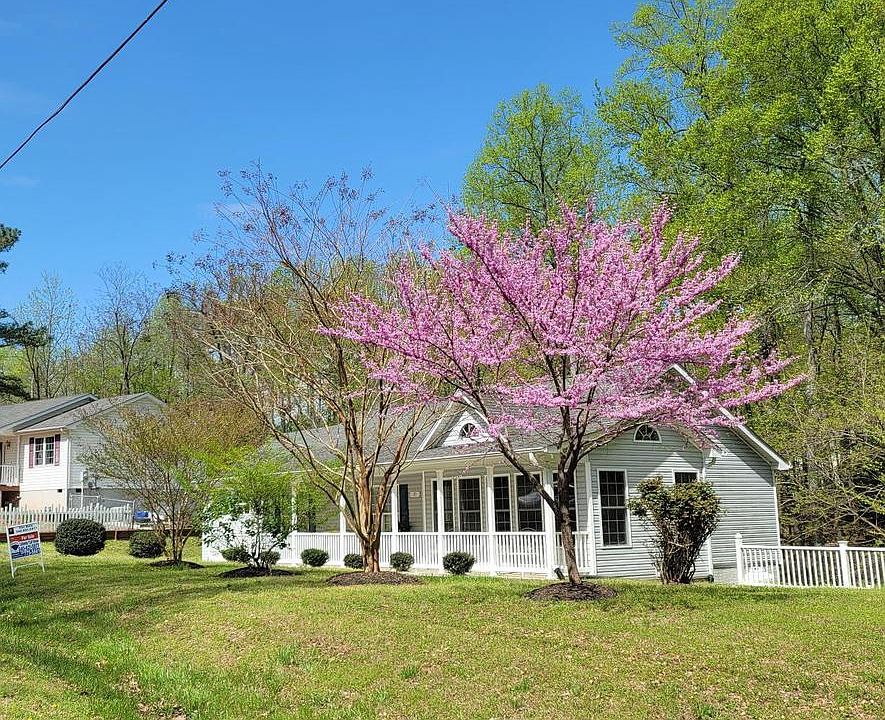2nd image of 45 Lake Ct