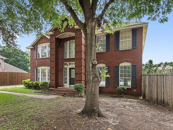 2nd image of 205 Bayou Ct