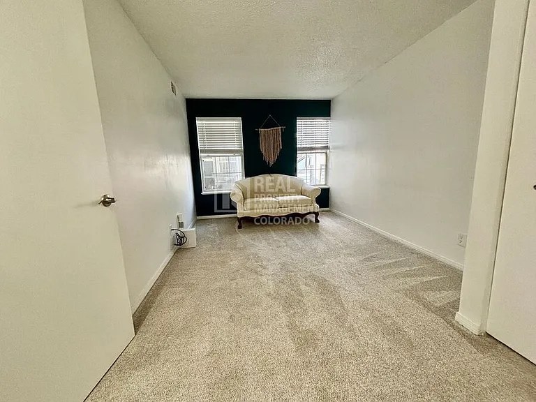 1127 Alcott St #C — Photo 12
