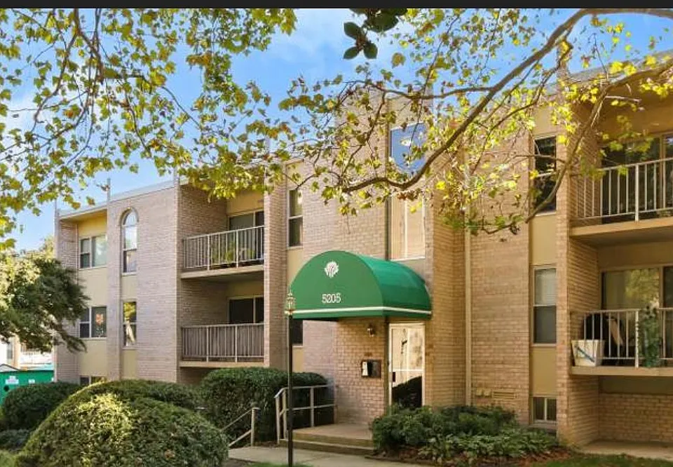 5205 Duke St #201