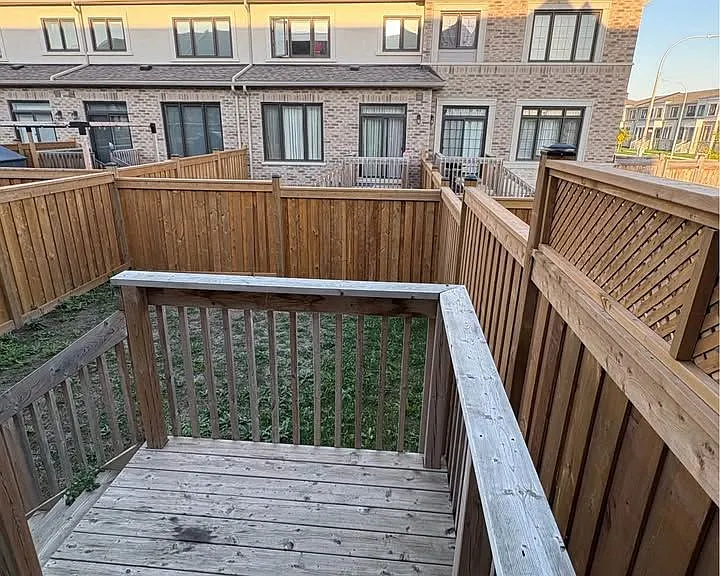 26 Louise Cres — Photo 20