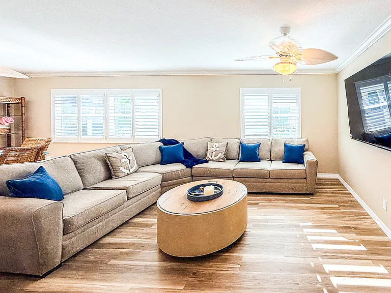 1900 Benjamin Franklin Dr #VILLA3 — Photo 11