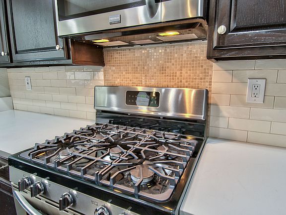 5th image of 5813 Grinnell Dr