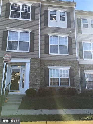 1st image of 21758 Dragons Green Sq