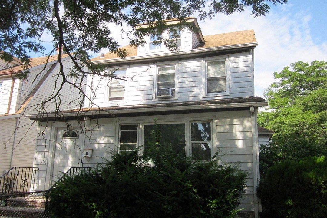 8802 237th St, Bellerose, NY 11426 Zillow