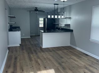 1029 Eigelbach Ave, Louisville, KY 40217