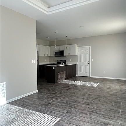 3rd image of 3213 Colt Ln #4