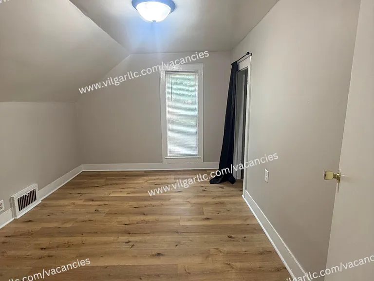4611 Pine Ave — Photo 16