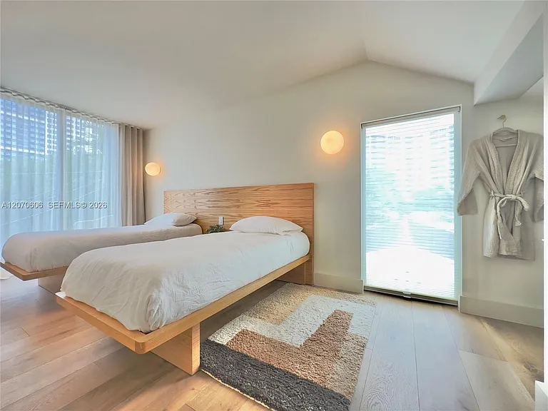 1320 Flamingo Way — Photo 5