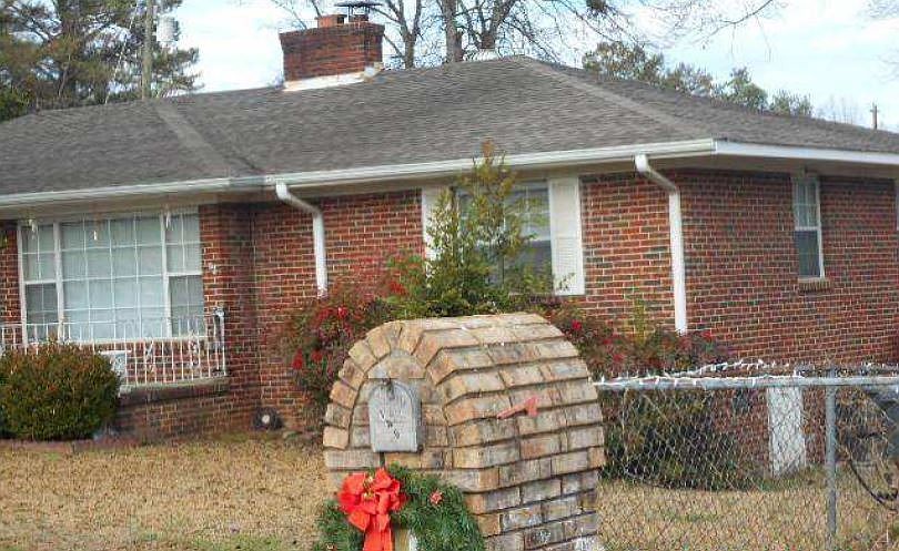 2nd image of 1760 21st Ave