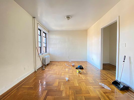 4th image of 41-41 42nd St #4H
