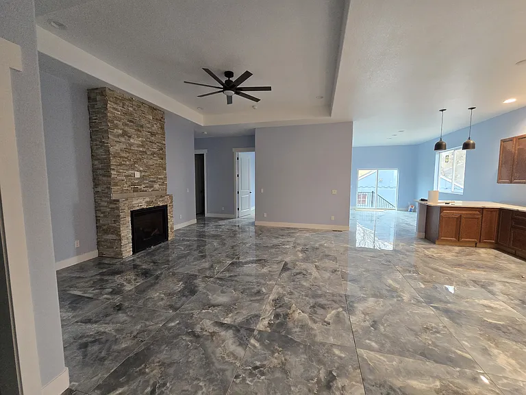 W Moffat Pl — Photo 6