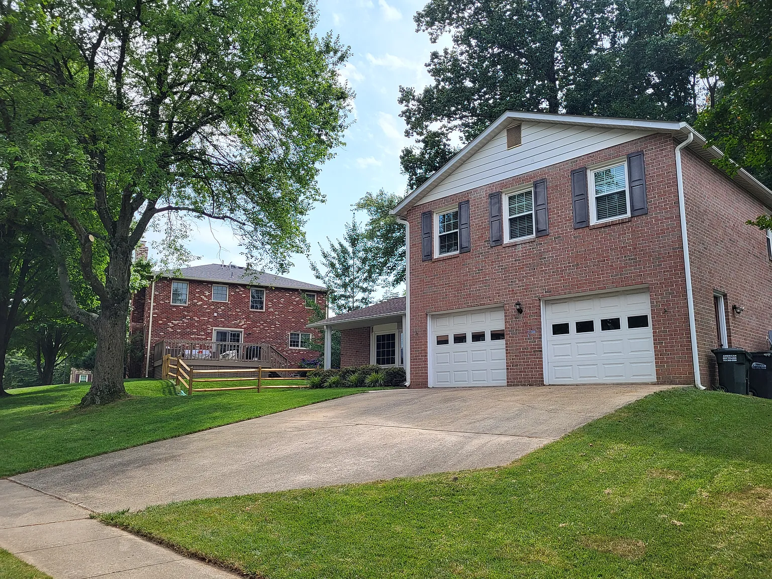4 bed, 2.5 bath, 2000 sqft, $3,900 — Photo 2