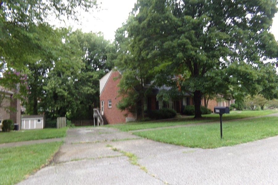 7604 Charron Rd Louisville KY 40220 Zillow 7604-charron-rd-louisville-ky-40220-zillow
