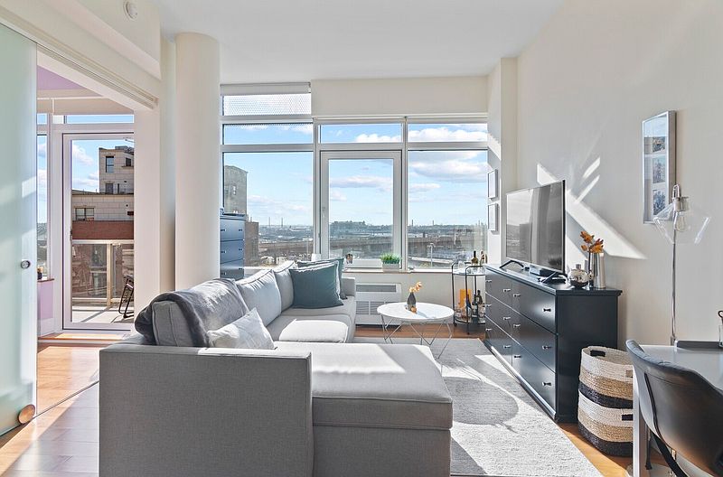 1st image of 10-17 Jackson Ave #6E