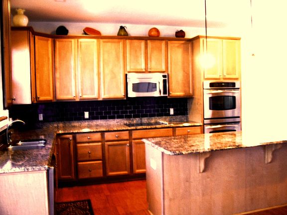 Kitchen w/ Granite Counters