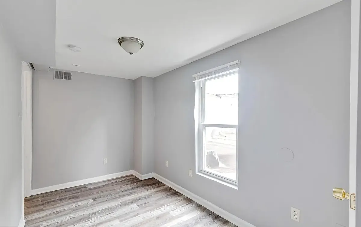 Building Photo - 1711 N Gratz St #2F