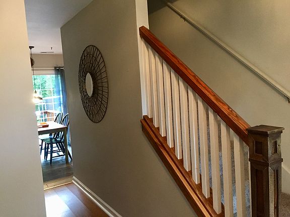3rd image of 1513 Stockbridge Pl