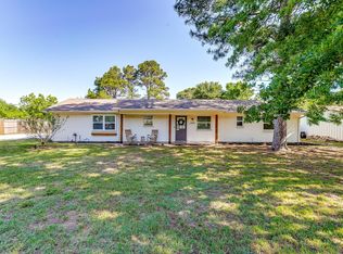 2212 Ridge Ln, Grapevine, TX 76051