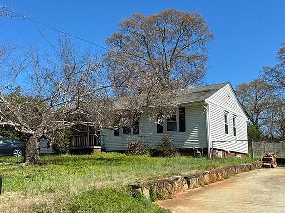 2nd image of 111 Williamsburg Dr