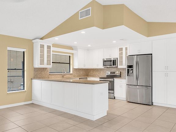 3rd image of 3978 NW 73rd Way