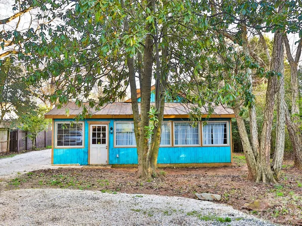 221 Pineville Matthews Rd, Matthews, NC 28105